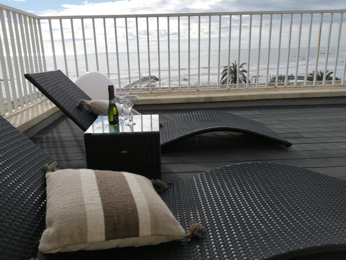 Apartament Atico Con Fantasticas Vistas Al Mar Y La Iglesia Sitges Zewnętrze zdjęcie